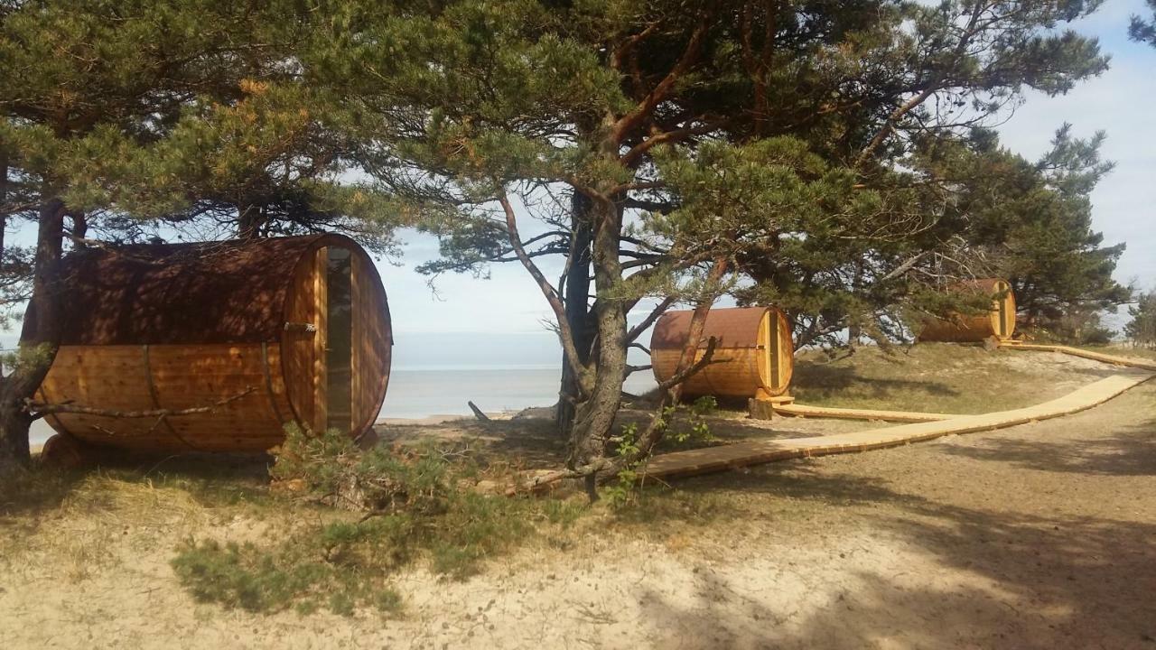 Kempings Saulesmajas Колка Экстерьер фото